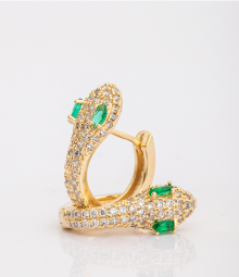 Colar Coração menina com zirconia cravejada em ouro